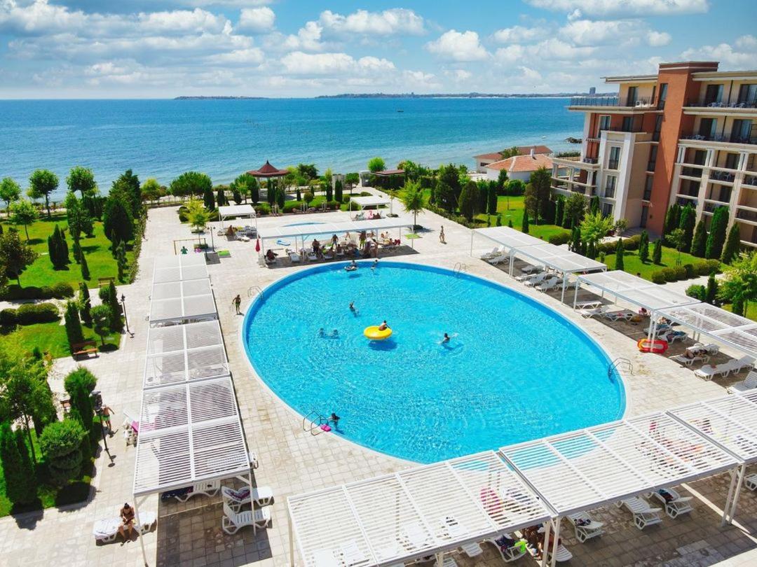 Prestige Fort Beach - Premium Apartments Sweti Wlas Exterior foto